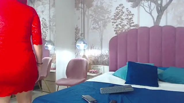 Snapshot of CorineRay chatting on October 7, 2025, 3:13 pm CorineRay online show from October 7, 2025, 3:13 pm