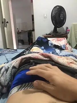 Snapshot of entraparasaber chatting on October 6, 2025, 9:10 am entraparasaber online show from October 6, 2025, 9:10 am