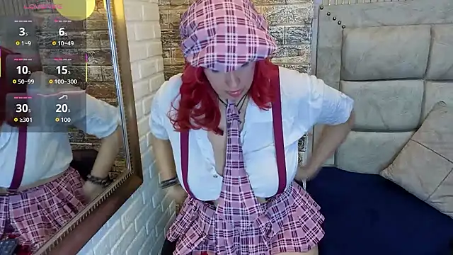 angel  red  online show from January 11, 2026, 2:35 pm