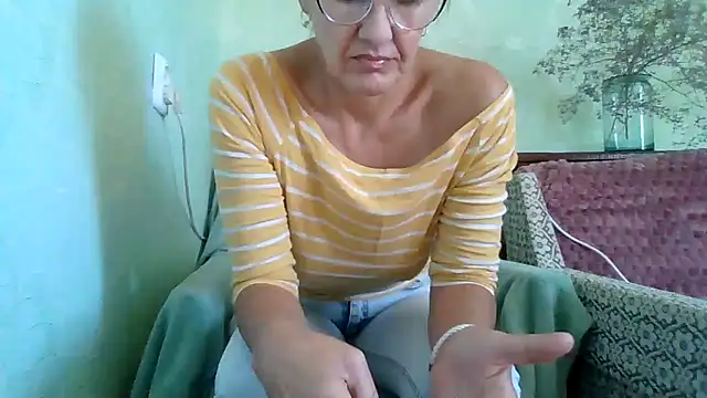 Snapshot of TianaQLove chatting on September 26, 2025, 9:16 am TianaQLove online show from September 26, 2025, 9:16 am