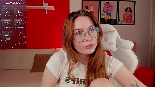 LanaAirlie online show from September 25, 2025, 10:21 am