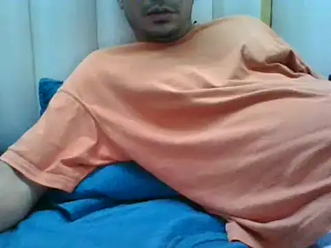 Snapshot of 7_INCH_MONSTER chatting on October 7, 2025, 8:37 am 7 INCH MONSTER online show from October 7, 2025, 8:37 am