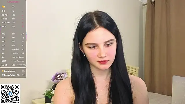 Snapshot of EnricaElis chatting on November 27, 2025, 8:09 pm EnricaElis online show from November 27, 2025, 8:09 pm