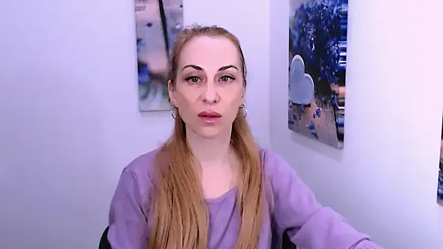 Snapshot of Create_your_own_sun chatting on October 10, 2025, 1:01 pm Create your own sun online show from October 10, 2025, 1:01 pm