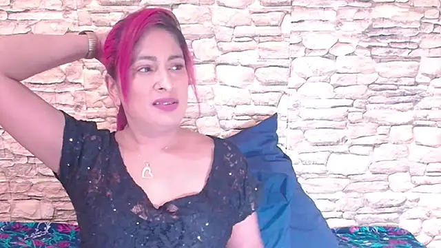 Snapshot of IndianStunner69 chatting on October 24, 2025, 6:01 am IndianStunner69 online show from October 24, 2025, 6:01 am