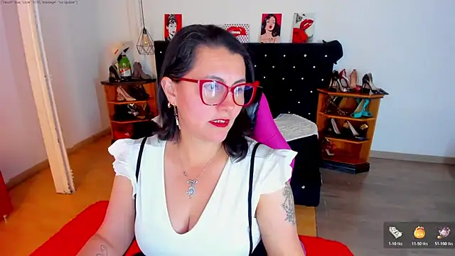 D Martii online show from October 20, 2025, 1:55 pm