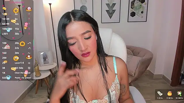 Snapshot of Beverly_johnson chatting on October 17, 2025, 3:43 am Beverly johnson online show from October 17, 2025, 3:43 am