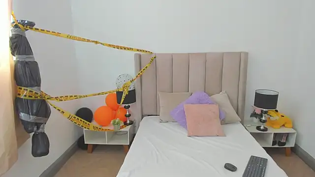 Snapshot of evvaa_moon69 chatting on October 10, 2025, 12:50 pm evvaa moon69 online show from October 10, 2025, 12:50 pm