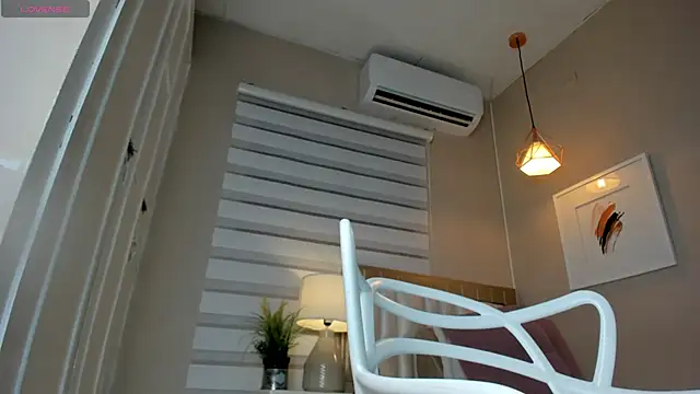  paula x online show from October 11, 2025, 11:33 am