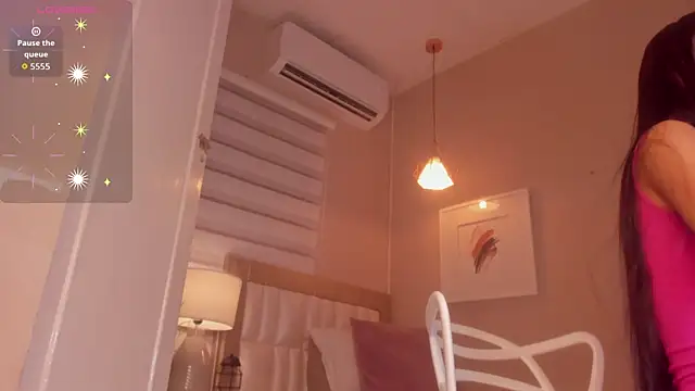  paula x online show from October 6, 2025, 11:33 am