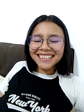 SofieLove 01 online show from March 24, 2026, 6:41 pm