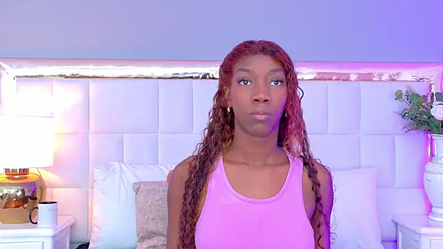 MadeleineHocker online show from October 9, 2025, 12:06 pm