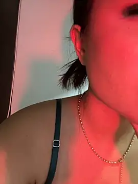 Tokio-Shuang online show from November 5, 2025, 3:31 am