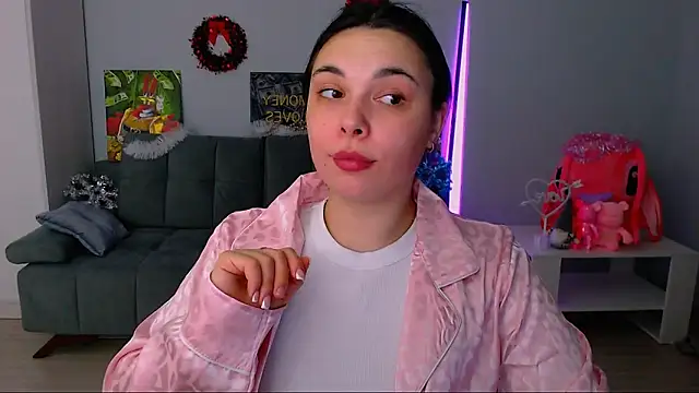 queenofthesense  online show from January 11, 2026, 12:23 pm