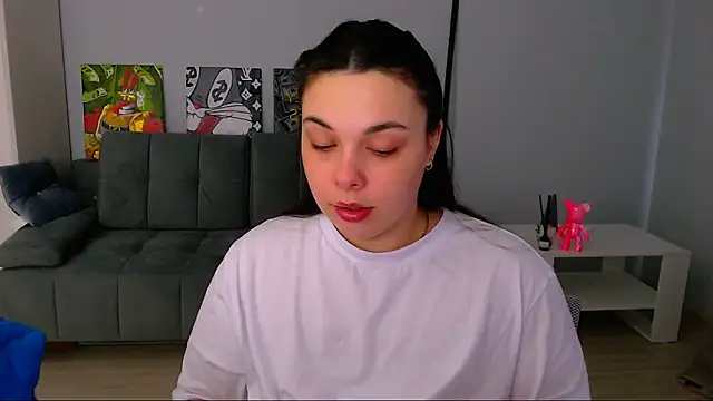 queenofthesense  online show from March 3, 2026, 6:31 am