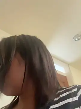 hiilarybrown online show from April 10, 2026, 5:20 pm