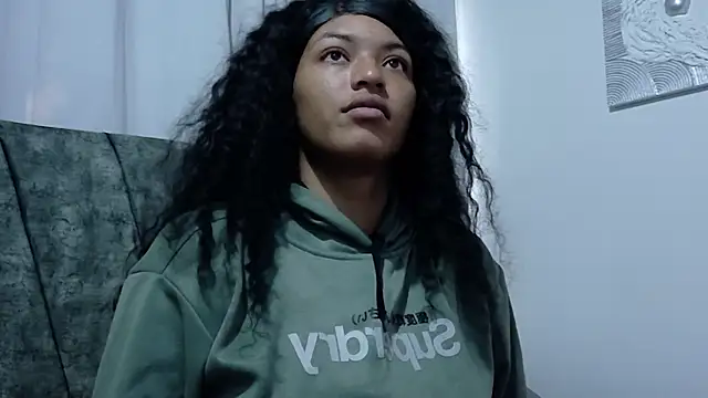 Snapshot of ValeriGallardo17 chatting on October 27, 2025, 9:38 pm ValeriGallardo17 online show from October 27, 2025, 9:38 pm