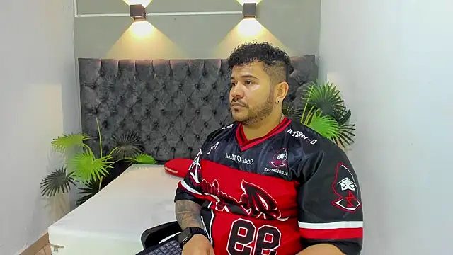 michael hill1 online show from November 4, 2025, 1:15 pm