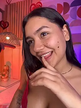 noa moon online show from February 15, 2026, 7:51 am