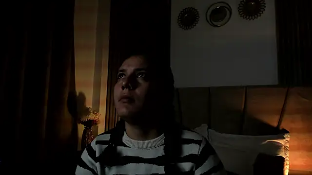 Snapshot of Rachell_Jamess chatting on October 30, 2025, 3:38 am Rachell Jamess online show from October 30, 2025, 3:38 am