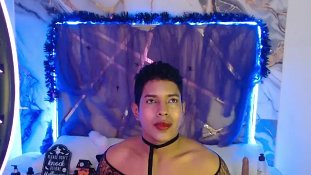 Boy-X- online show from October 19, 2025, 8:00 pm