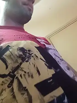 Snapshot of alexpo27 chatting on February 21, 2026, 4:36 am alexpo27 online show from February 21, 2026, 4:36 am