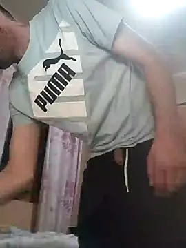 Snapshot of alexpo27 chatting on November 27, 2025, 1:17 am alexpo27 online show from November 27, 2025, 1:17 am