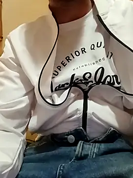 Snapshot of alexpo27 chatting on February 22, 2026, 3:31 am alexpo27 online show from February 22, 2026, 3:31 am