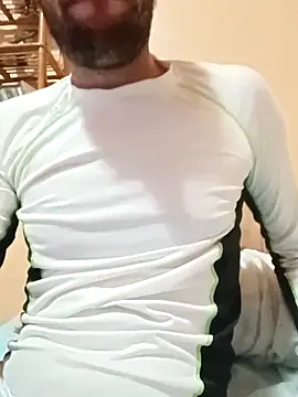 Snapshot of alexpo27 chatting on March 2, 2026, 12:44 am alexpo27 online show from March 2, 2026, 12:44 am