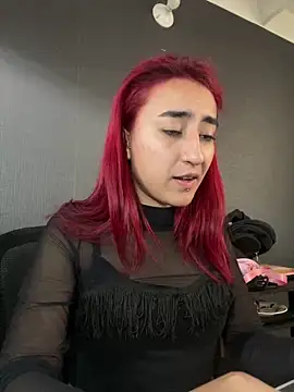 Snapshot of JuliethaDemon_ chatting on February 10, 2026, 1:54 pm JuliethaDemon online show from February 10, 2026, 1:54 pm