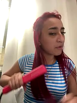 Snapshot of JuliethaDemon_ chatting on September 18, 2025, 1:47 pm JuliethaDemon  online show from September 18, 2025, 1:47 pm