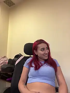 Snapshot of JuliethaDemon_ chatting on February 27, 2026, 1:44 pm JuliethaDemon online show from February 27, 2026, 1:44 pm