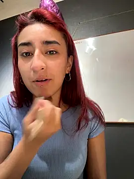 Snapshot of JuliethaDemon_ chatting on October 23, 2025, 1:10 pm JuliethaDemon  online show from October 23, 2025, 1:10 pm