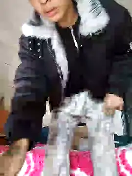 Snapshot of junjun1189 chatting on November 28, 2025, 6:02 am junjun1189 online show from November 28, 2025, 6:02 am