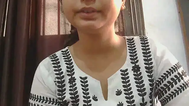 Snapshot of Cute-Bacchi chatting on September 18, 2025, 1:19 am Cute-Bacchi online show from September 18, 2025, 1:19 am