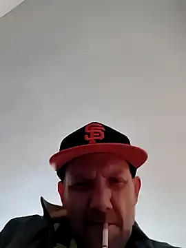 Bigrich112277 online show from April 28, 2026, 2:32 pm