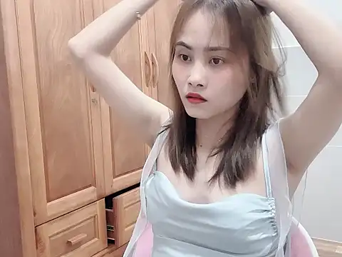 Truclynk1702 online show from October 2, 2025, 3:26 pm