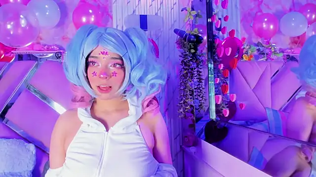 Akane Hikari  online show from February 9, 2026, 4:43 am