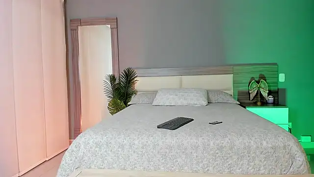 Alaiaguerra online show from September 18, 2025, 7:39 pm