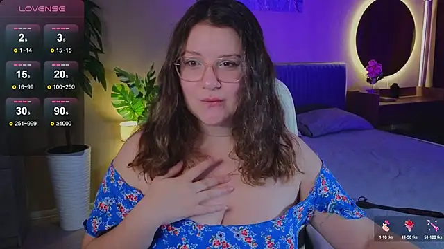 Edalyn Af online show from September 14, 2025, 10:21 pm
