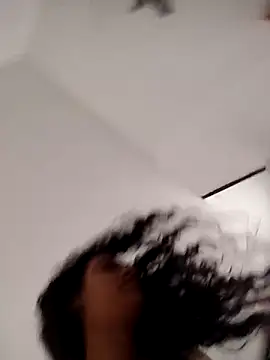 Snapshot of Amber-Sweett chatting on October 28, 2025, 12:59 pm Amber-Sweett online show from October 28, 2025, 12:59 pm