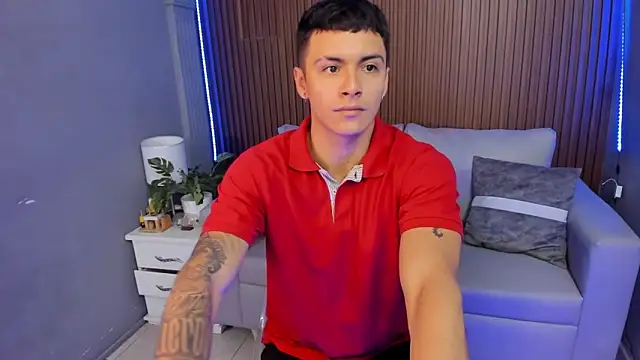 Leo santoro online show from October 8, 2025, 1:56 pm