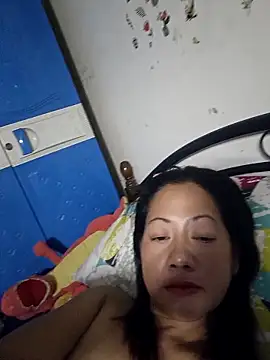 SweetASS6969 online show from October 30, 2025, 5:43 pm