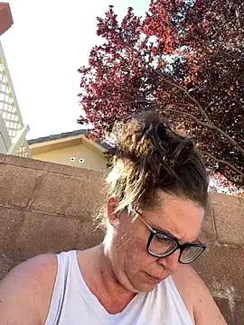 Snapshot of petalsexy chatting on September 29, 2025, 5:18 pm petalsexy online show from September 29, 2025, 5:18 pm