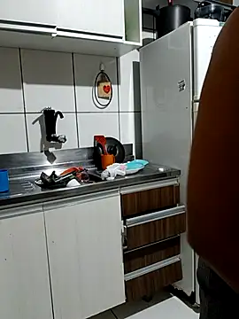 cicinha3657 online show from April 5, 2026, 6:20 am