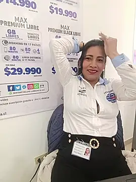 Snapshot of PAULA20- chatting on December 18, 2025, 12:53 pm PAULA20- online show from December 18, 2025, 12:53 pm