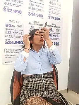 Snapshot of PAULA20- chatting on January 7, 2026, 1:05 pm PAULA20- online show from January 7, 2026, 1:05 pm