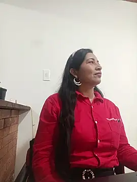 PAULA20- online show from October 10, 2025, 1:34 pm