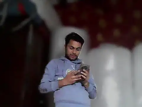 ursdreamperson online show from February 6, 2026, 1:40 pm