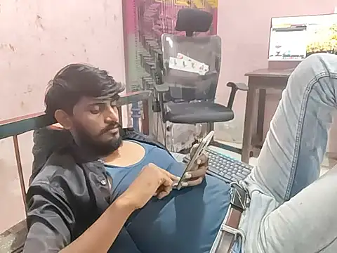 krishjaat43 online show from October 6, 2025, 6:41 pm